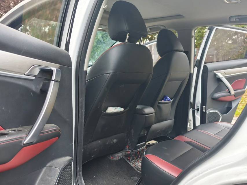 GEELY Coolray 2022 car image #9