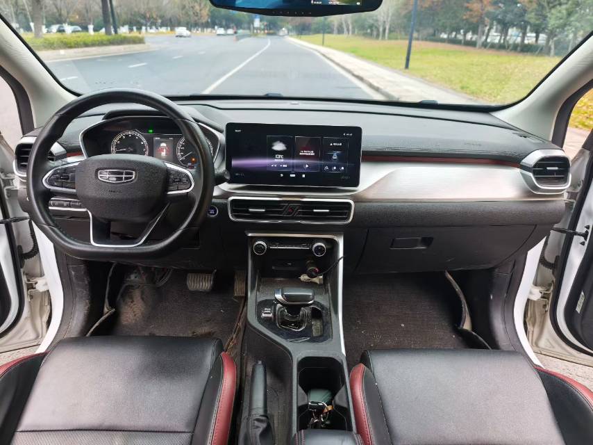 GEELY Coolray 2022 car image #10