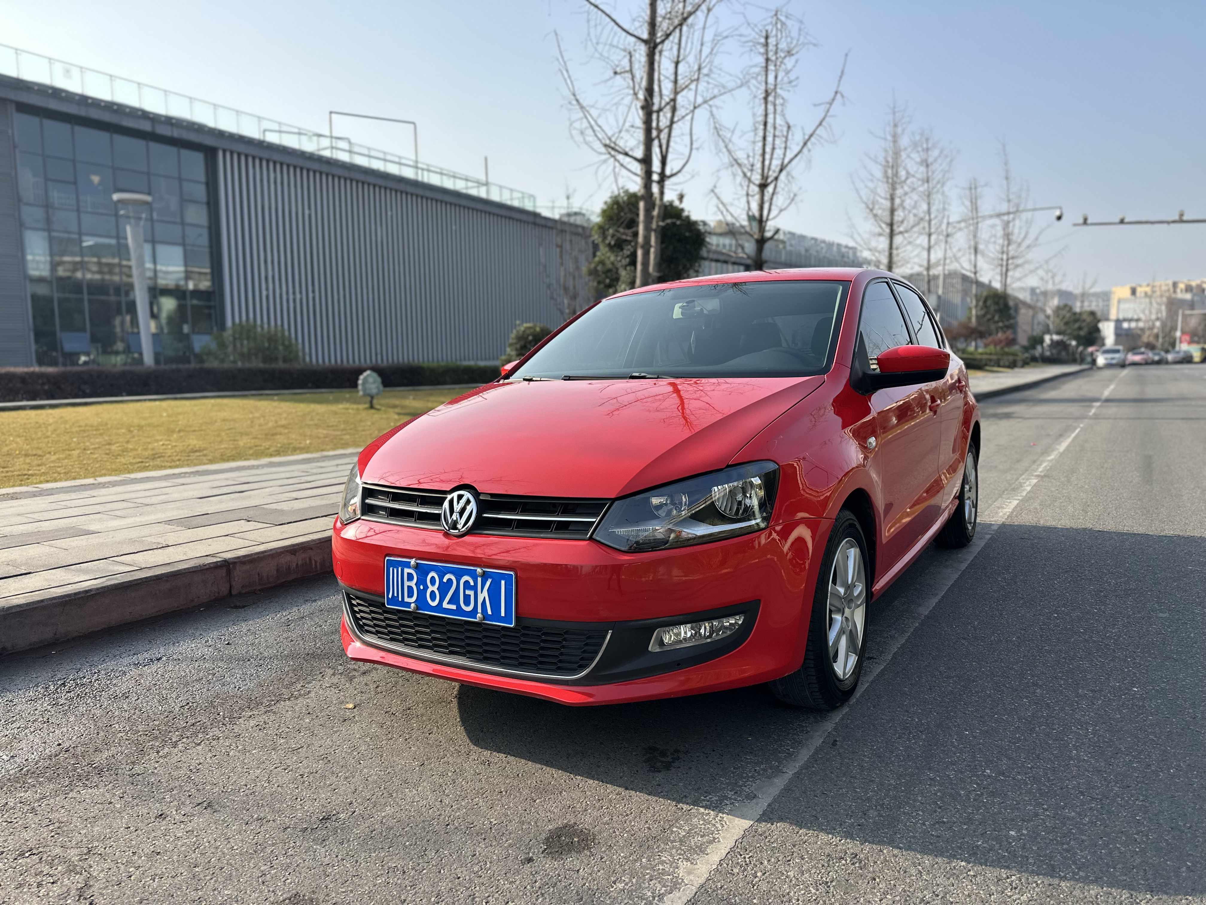 Volkswagen Polo 2013 car image 
