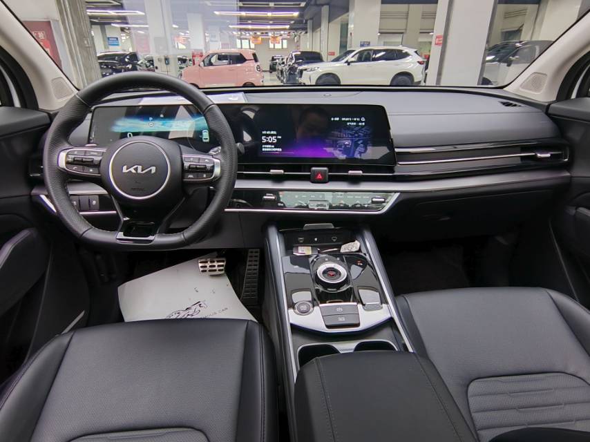 Kia Sportage 2025 car image #5