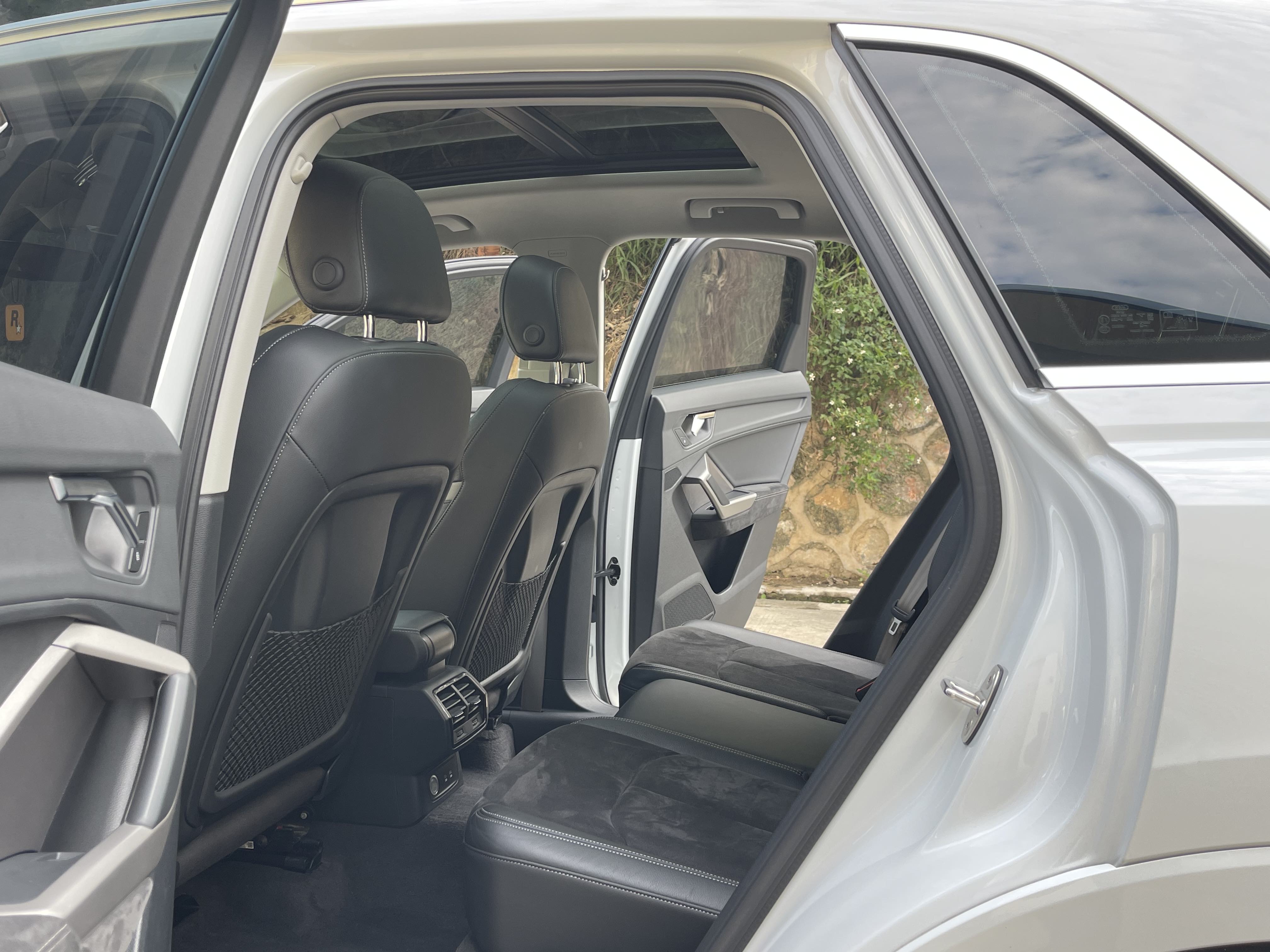 Audi Q3 2021 car image #7