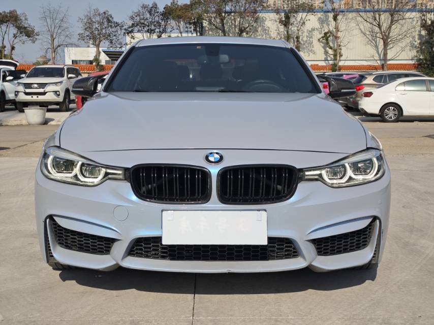 BMW 3 Series 2019 car image #5