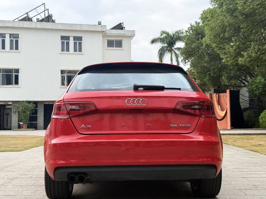 Audi A3 2015 car image #11