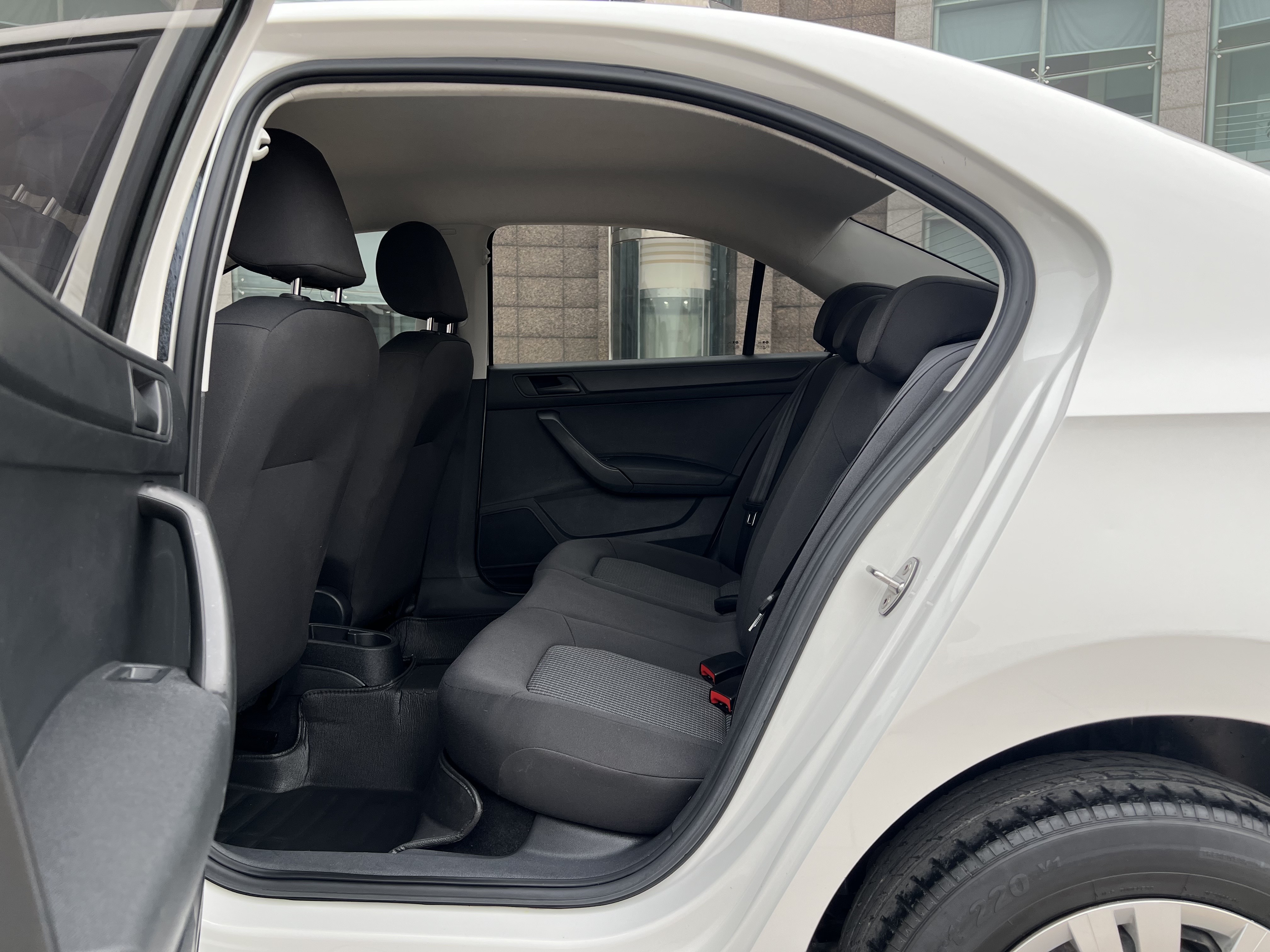 Volkswagen Santana 2016 #19 Volkswagen Santana 2016 car image #19