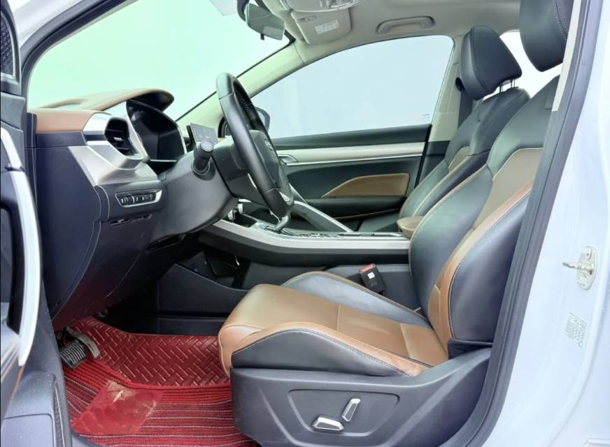 GEELY Coolray 2019 car image #6