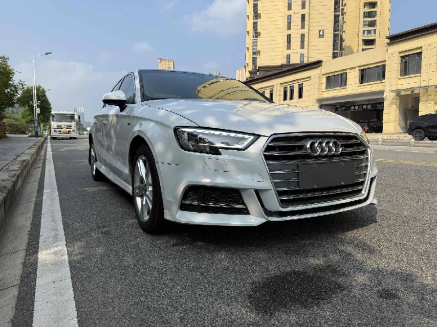 Audi A3 2021 car image #5