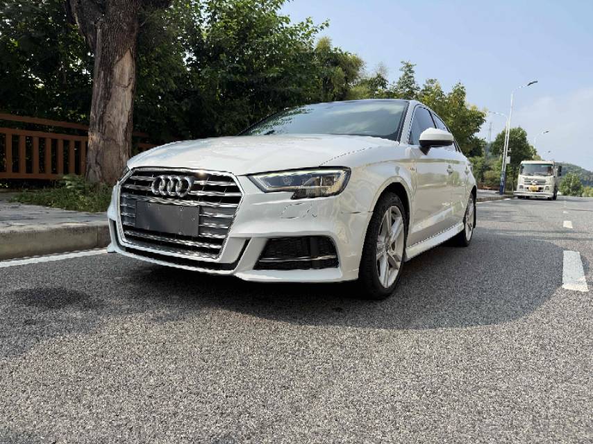 Audi A3 2021 car image #2