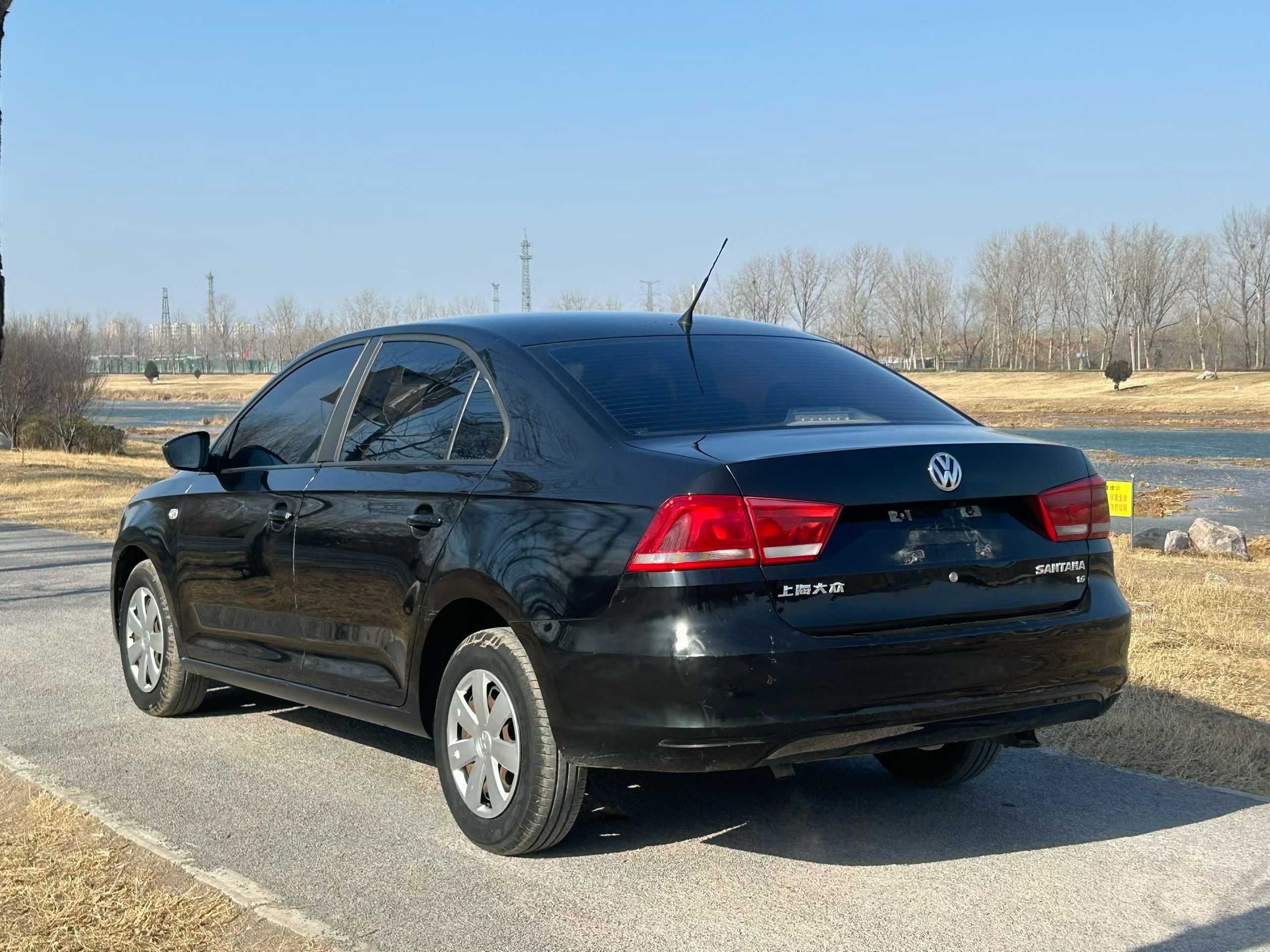 Volkswagen Santana 2015 car image #8