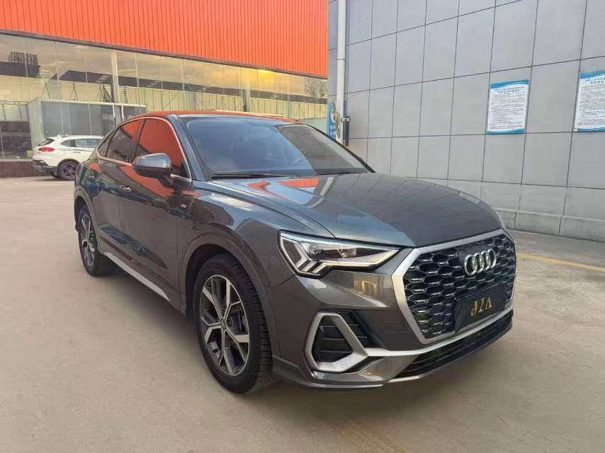 Audi Q3 Sportback 2020 car image #3