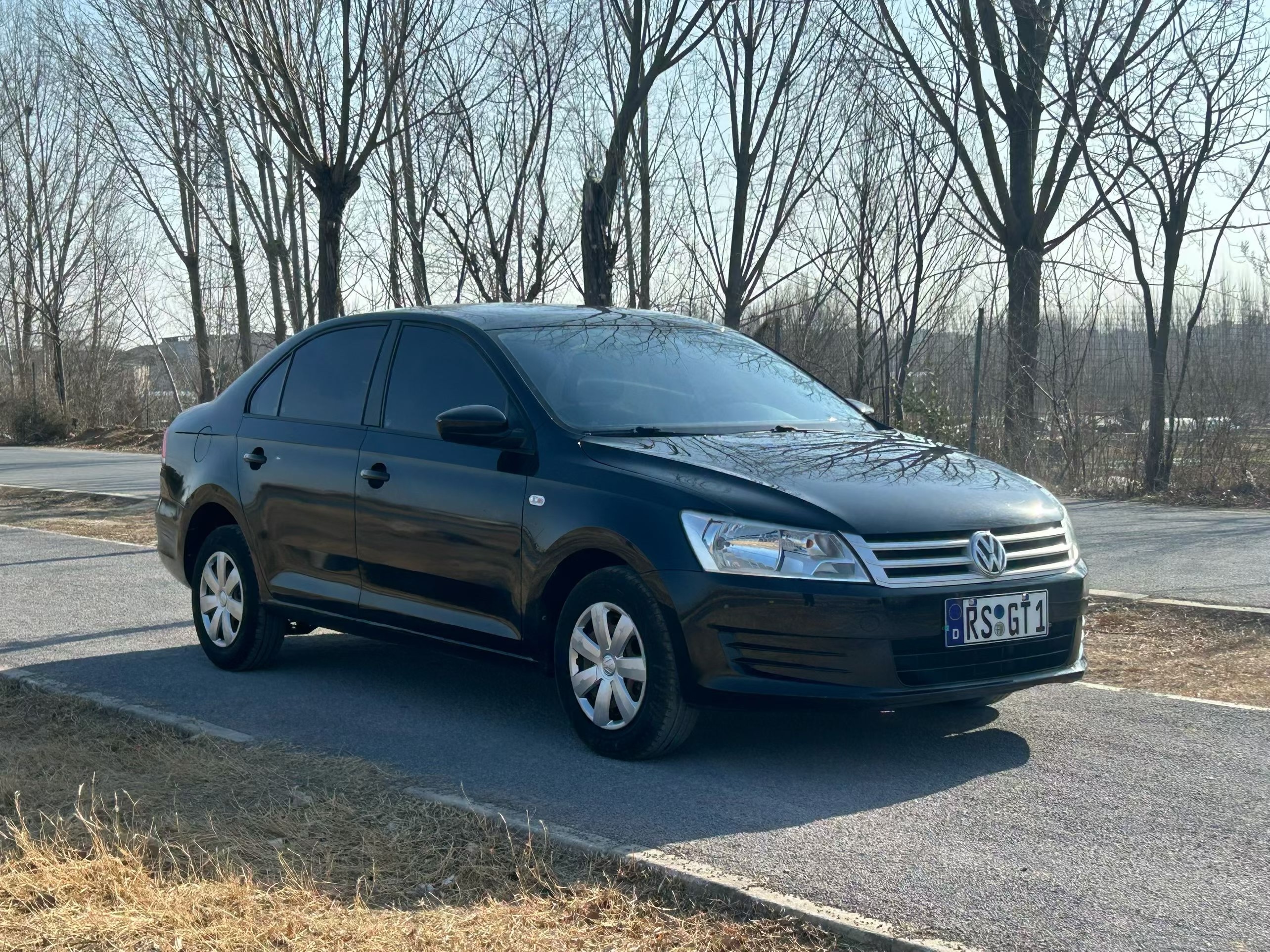 Volkswagen Santana 2015 car image #3