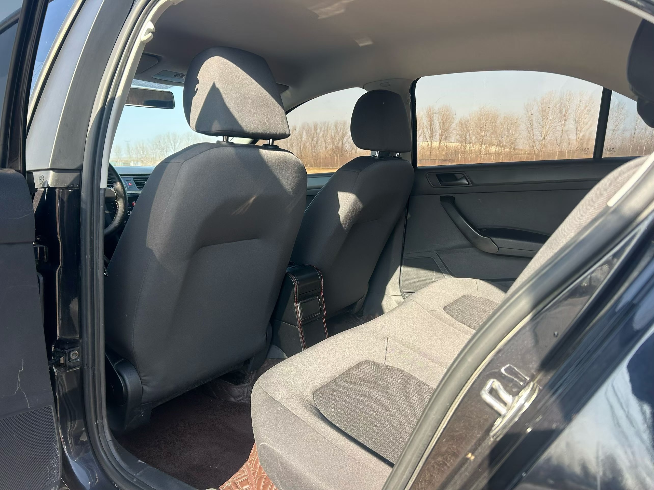 Volkswagen Santana 2015 car image #7