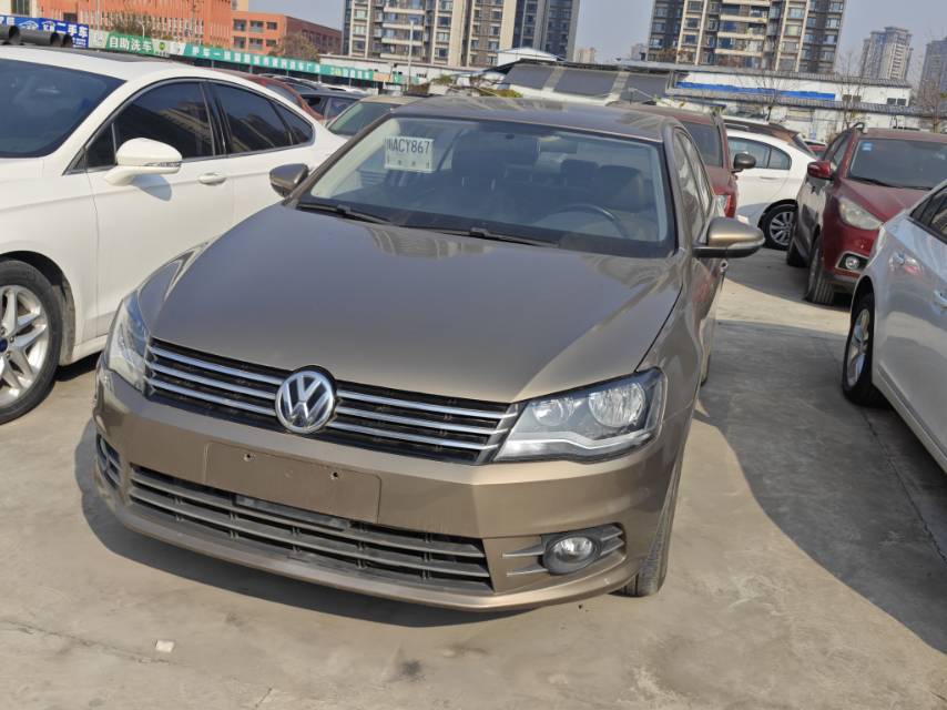 Volkswagen Bora 2015 car image #2