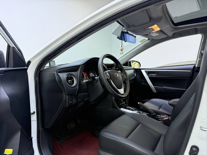 Toyota Corolla 2019 #6 Toyota Corolla 2019 car image #6