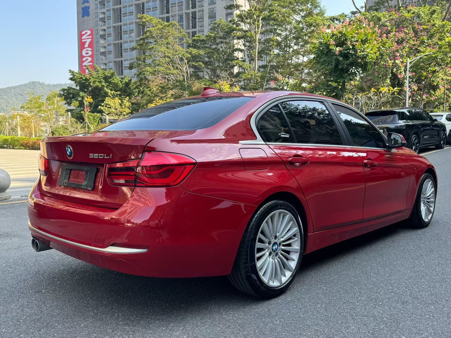BMW 3 Series 2018 #10 BMW 3 Series 2018 car image #10
