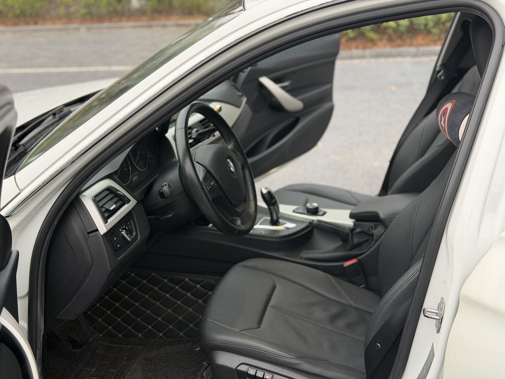 BMW 3 Series 2015 #8 BMW 3 Series 2015 car image #8