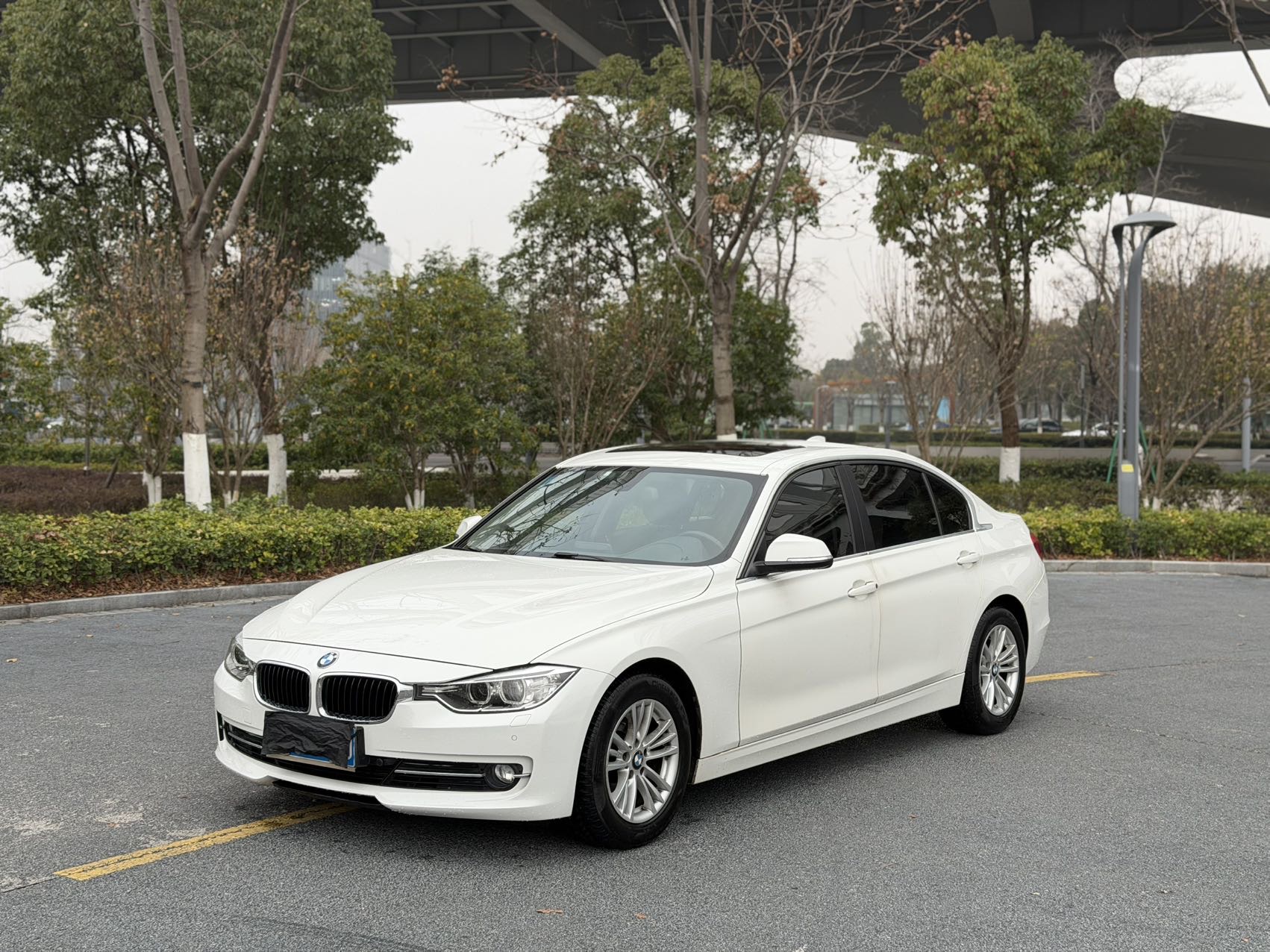 BMW 3 Series 2015 #2 BMW 3 Series 2015 car image #2