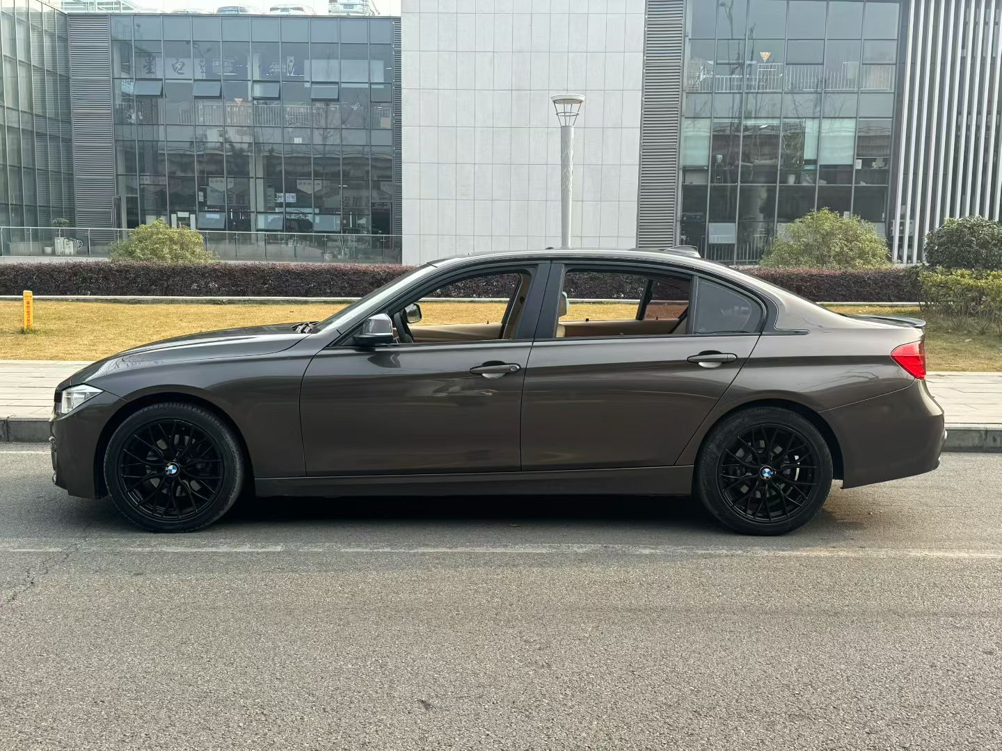 BMW 3 Series 2014 car image #9