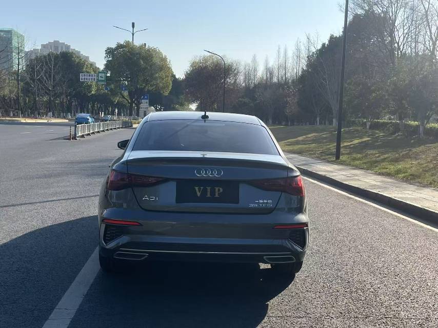 Audi A3 2023 immagine di auto #10