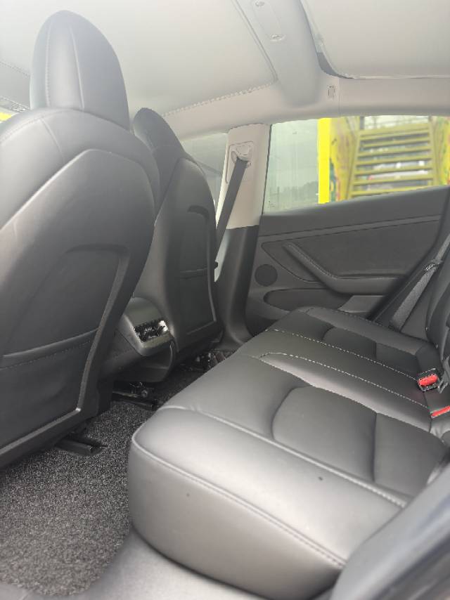 Tesla Model 3 2021 car image #7