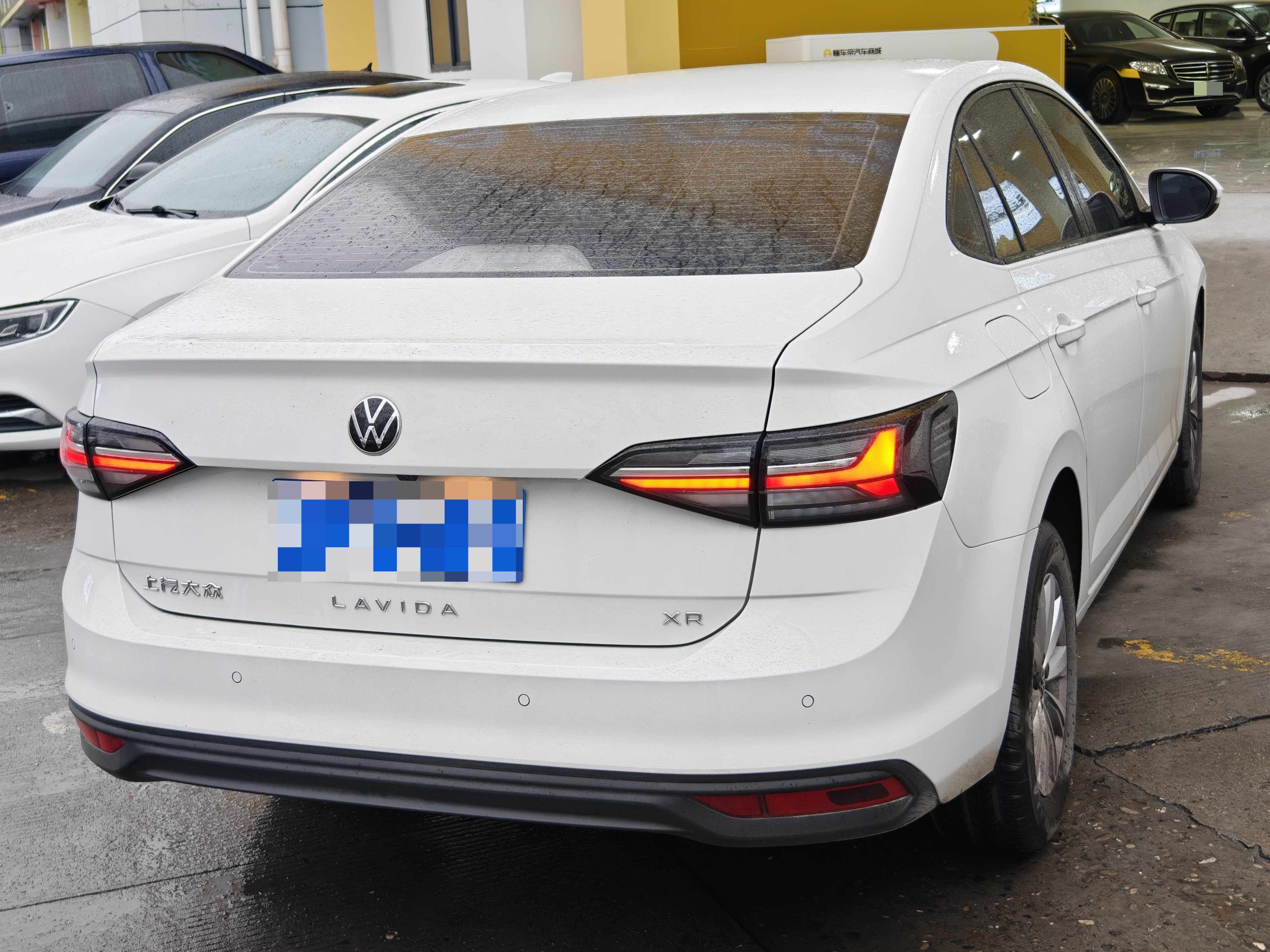 Volkswagen Lavida 2025 car image #14