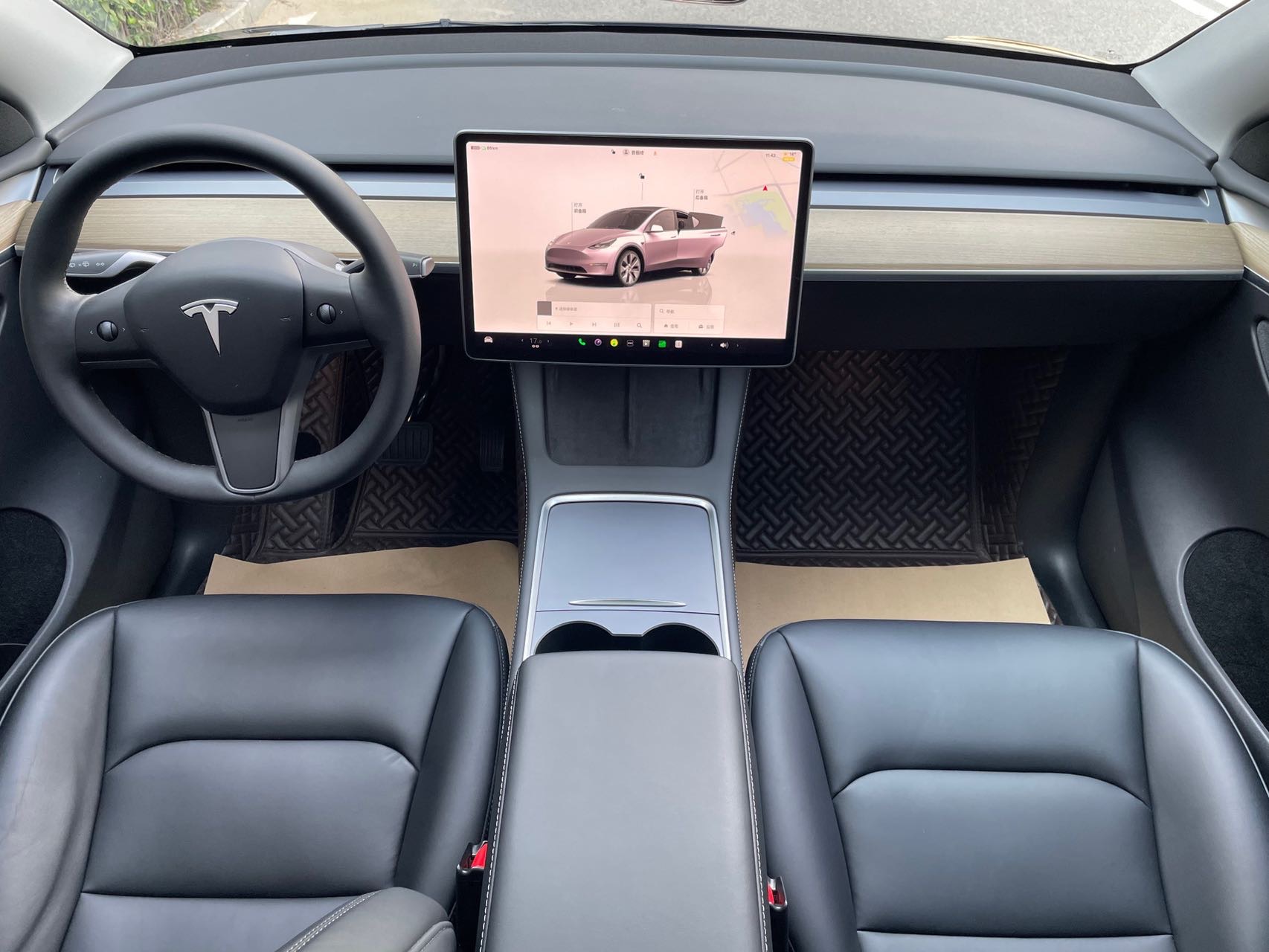 Tesla Model Y 2023 #9 Tesla Model Y 2023 car image #9