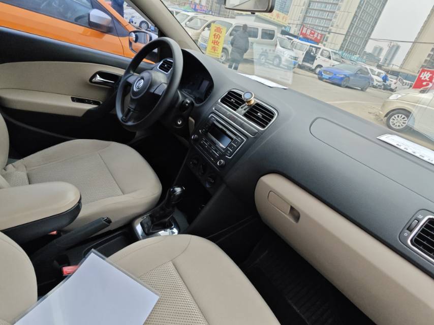 Volkswagen Polo 2013 #5 Volkswagen Polo 2013 car image #5