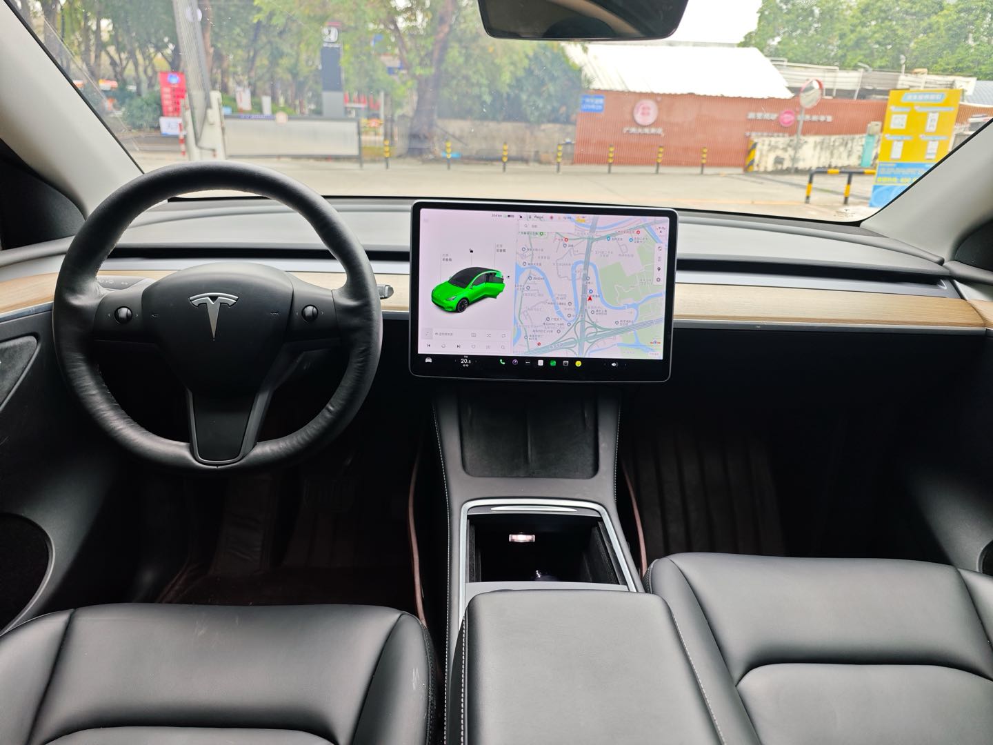 Tesla Model Y 2021 #5 Tesla Model Y 2021 car image #5