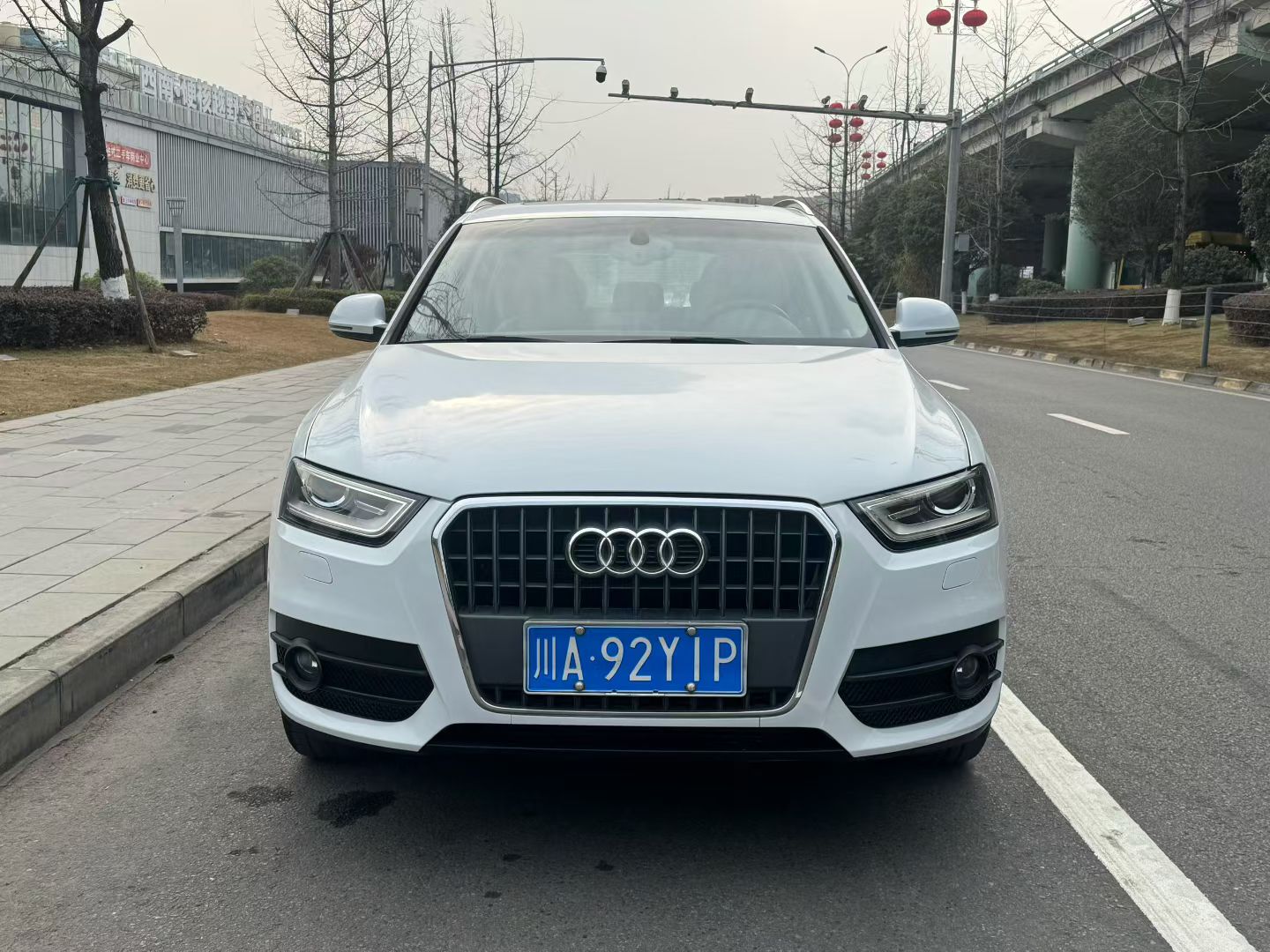 Audi Q3 2016 car image #4