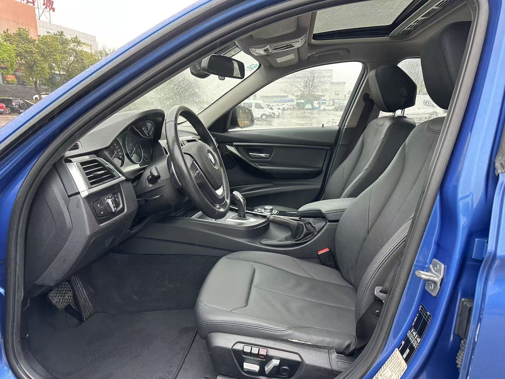 BMW 3 Series 2017 #8 BMW 3 Series 2017 car image #8