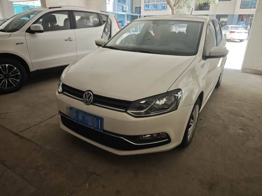 Volkswagen Polo 2017 car image #2