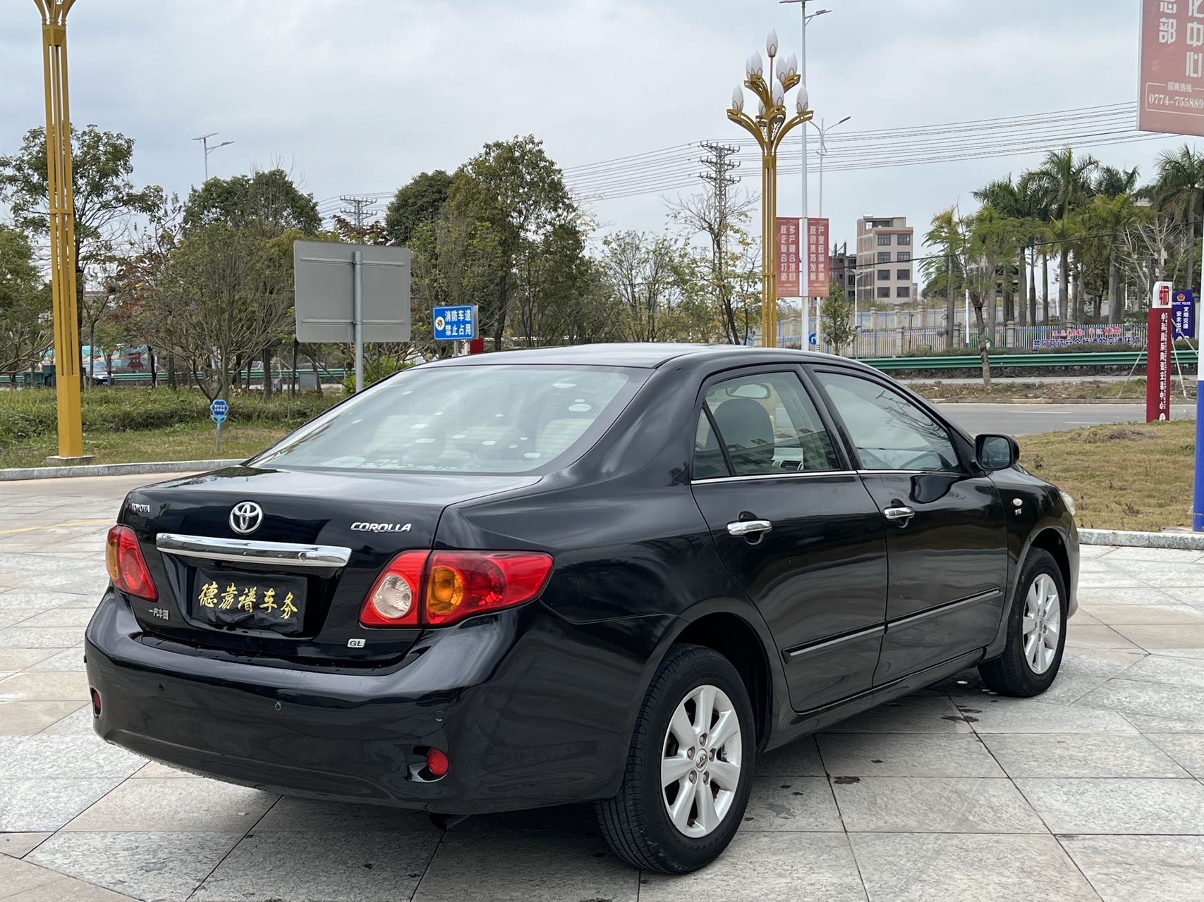 Toyota Corolla 2010 #8 Toyota Corolla 2010 car image #8