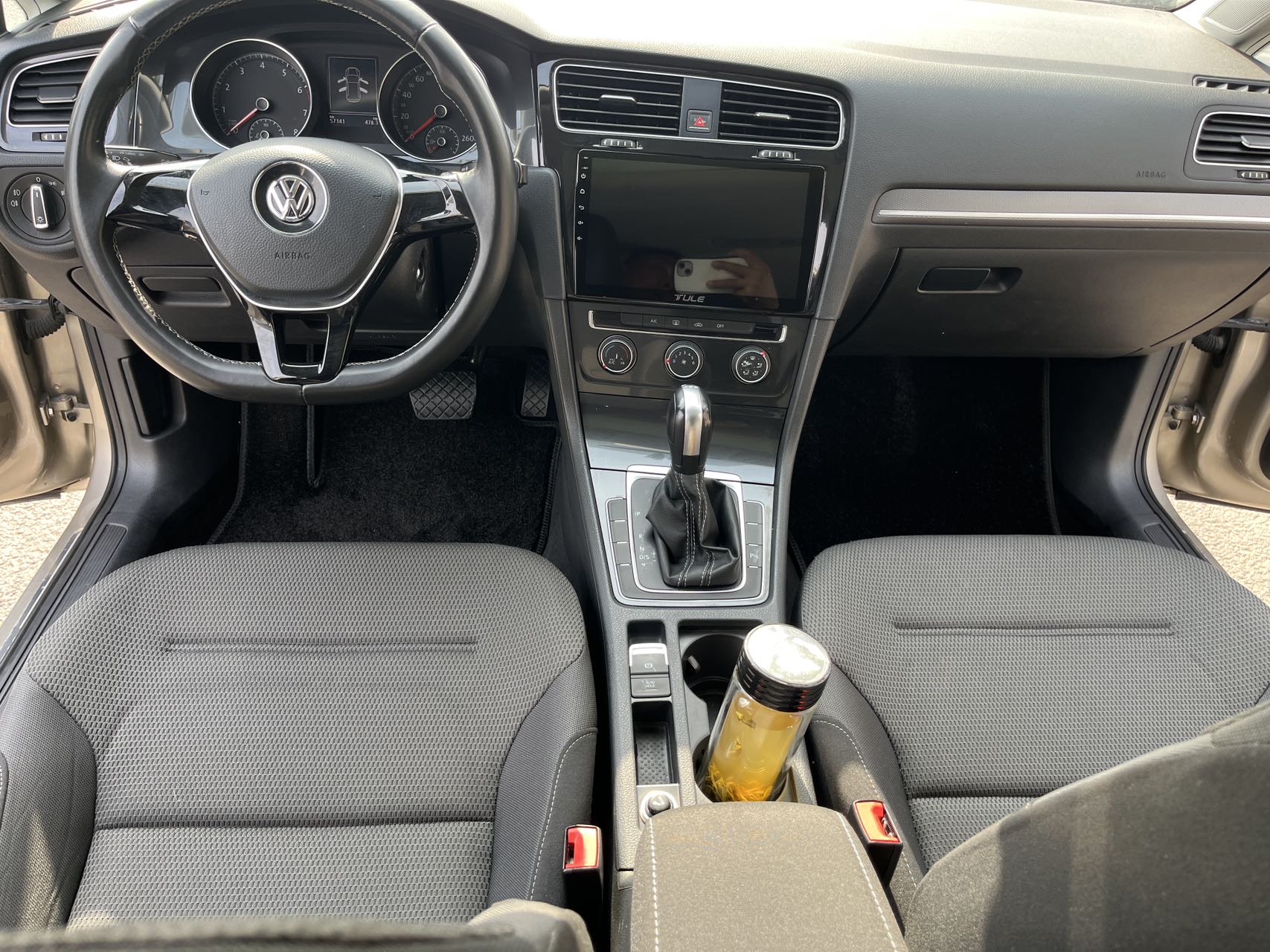 Volkswagen Golf 2017 car image #11