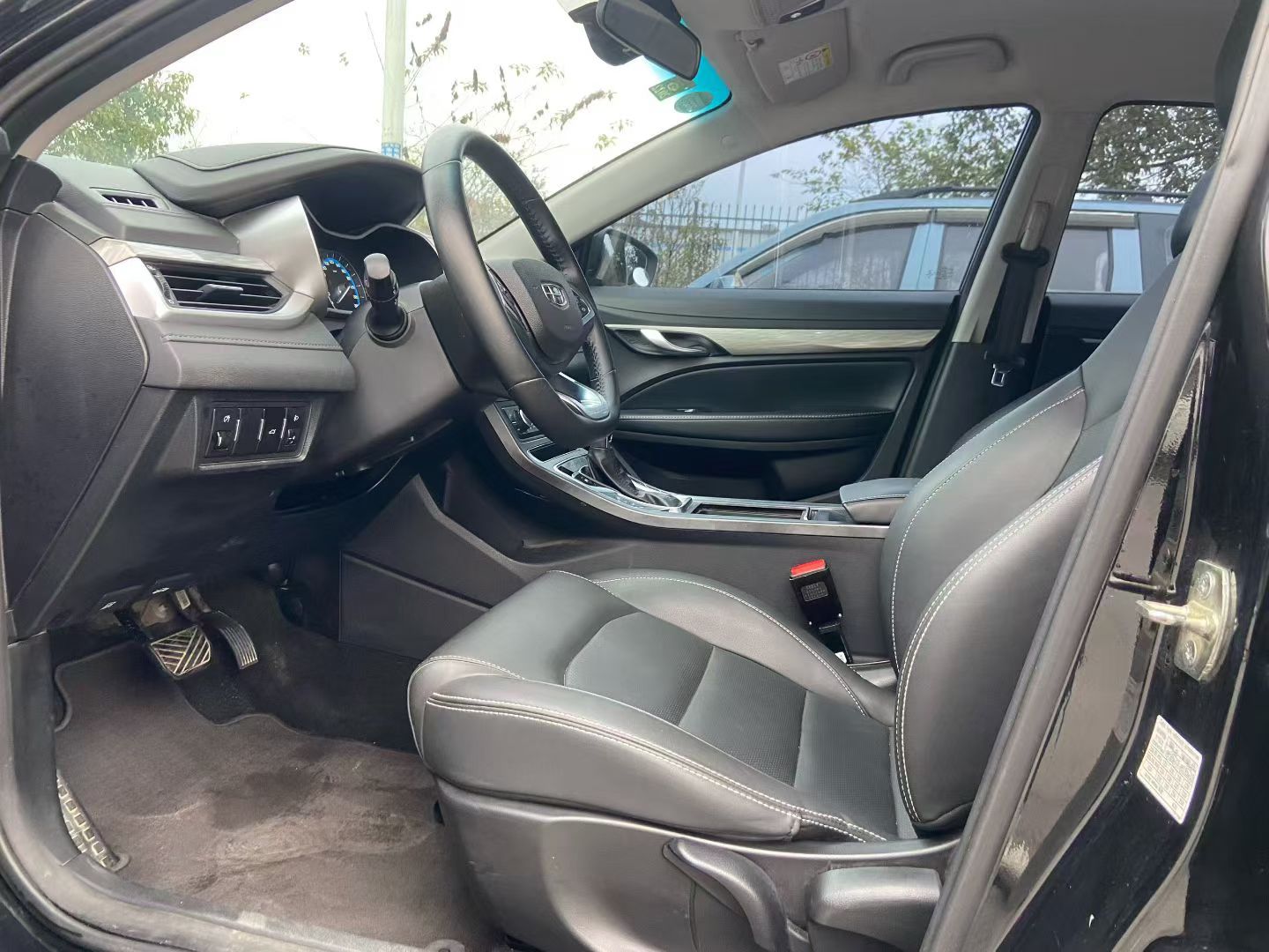 GEELY Emgrand 2020 #6 GEELY Emgrand 2020 car image #6