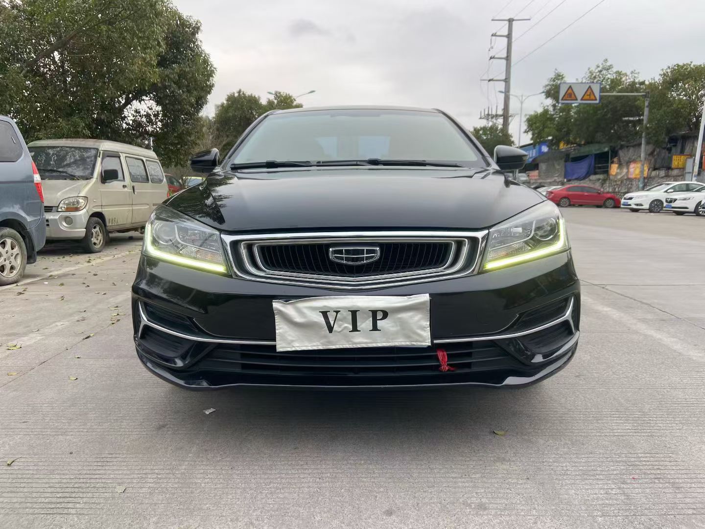 GEELY Emgrand 2020 #4 GEELY Emgrand 2020 car image #4