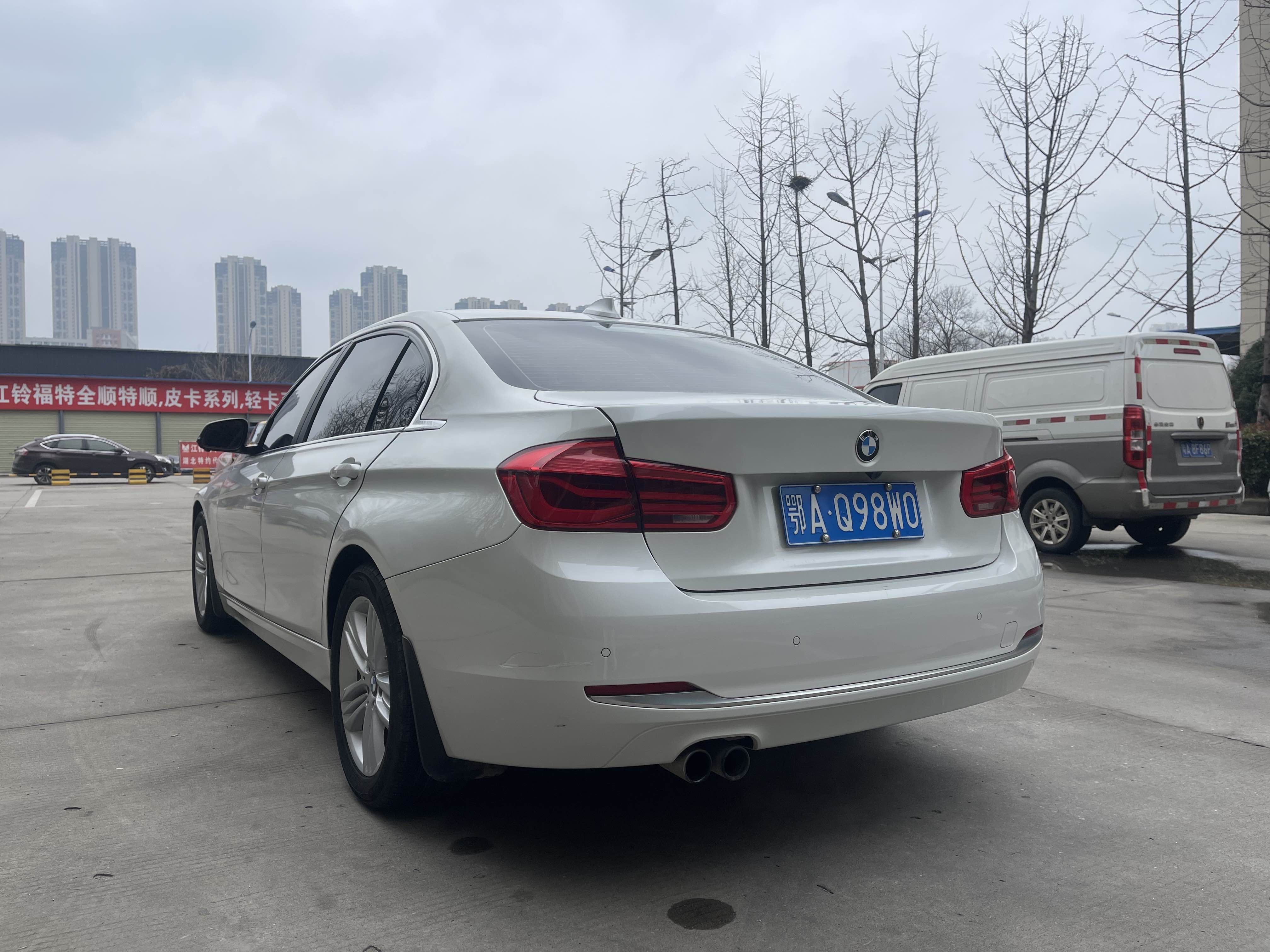 BMW 3 Series 2017 #11 BMW 3 Series 2017 car image #11