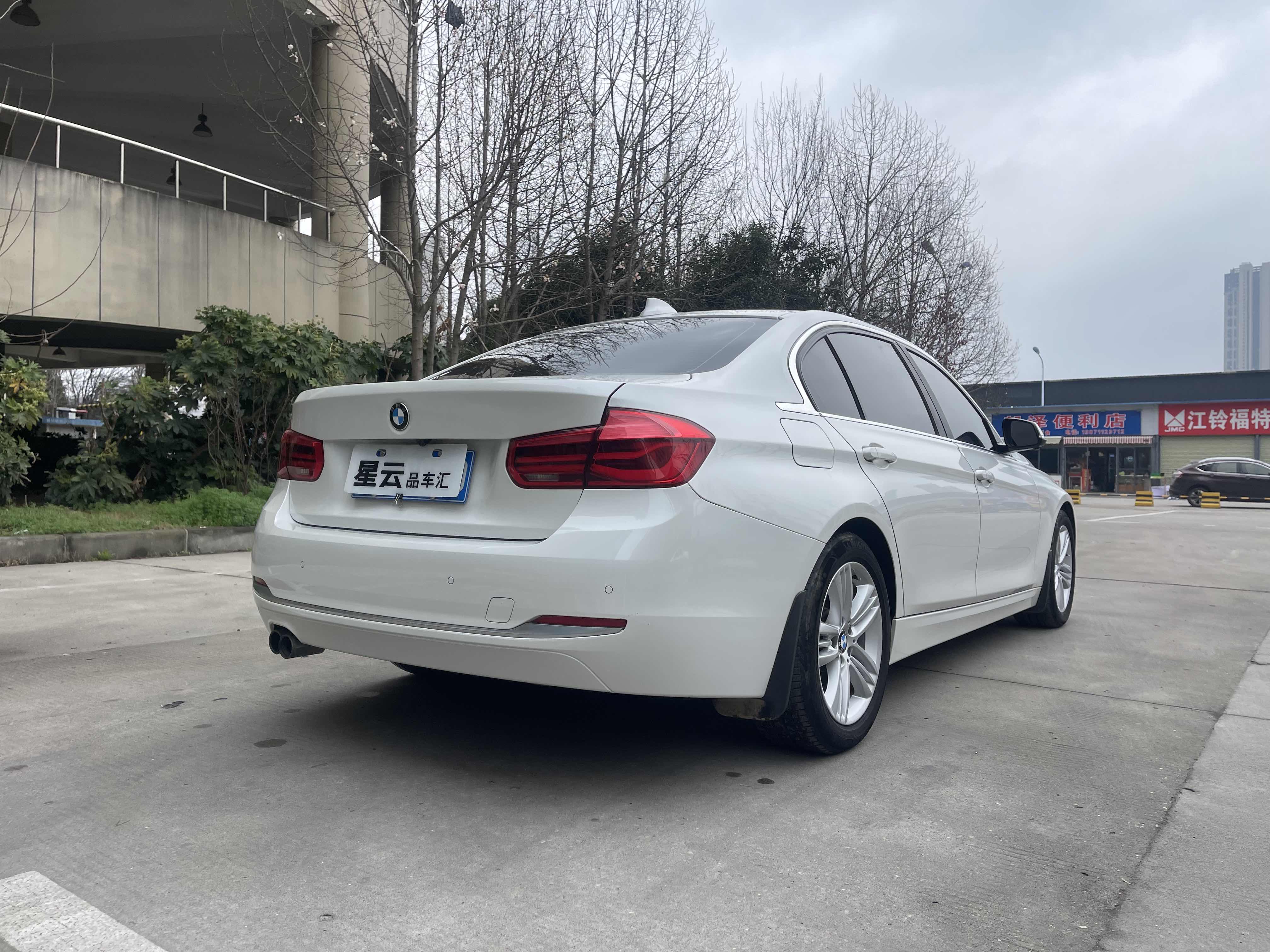 BMW 3 Series 2017 #32 BMW 3 Series 2017 car image #32