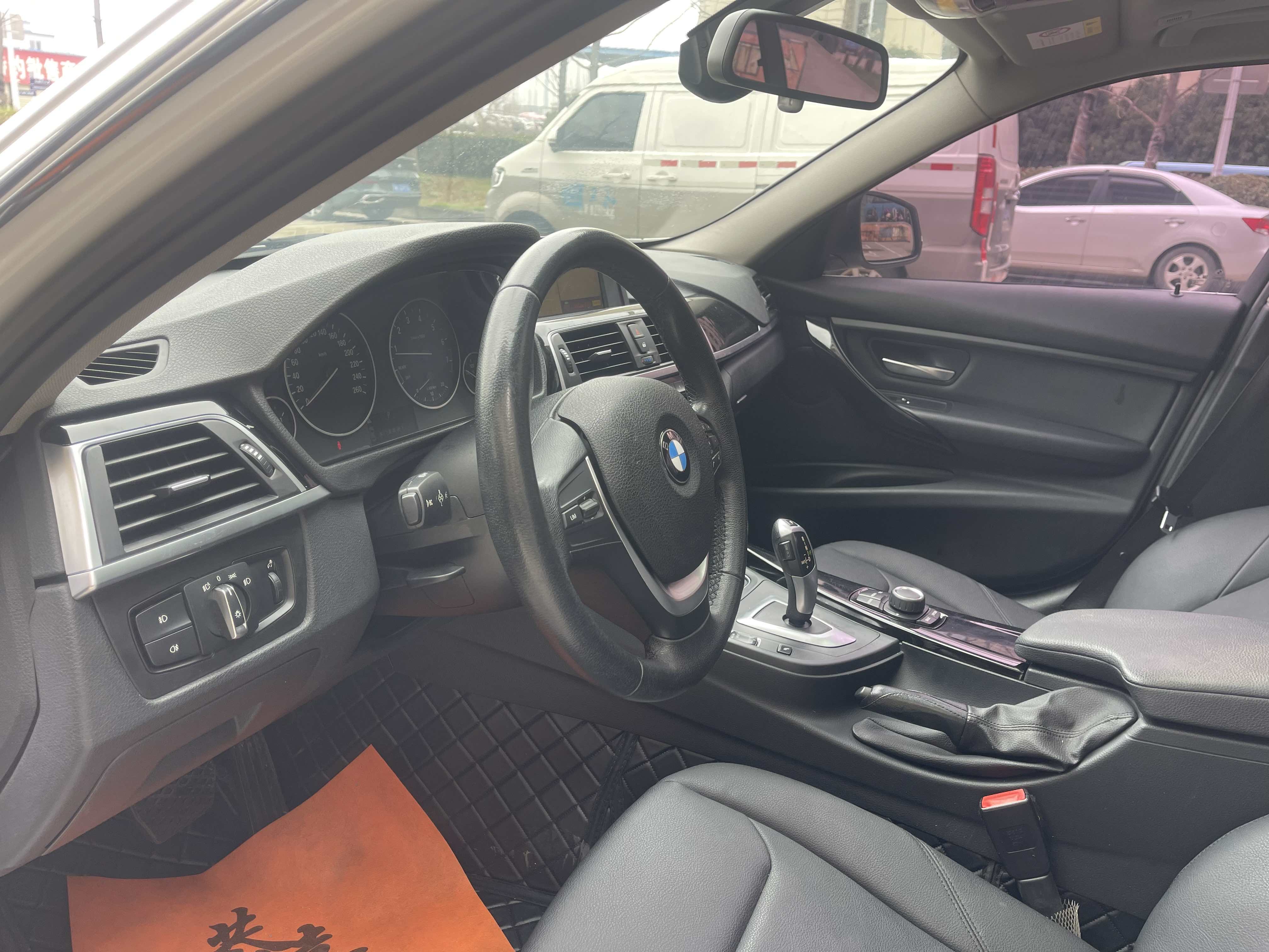 BMW 3 Series 2017 #18 BMW 3 Series 2017 car image #18