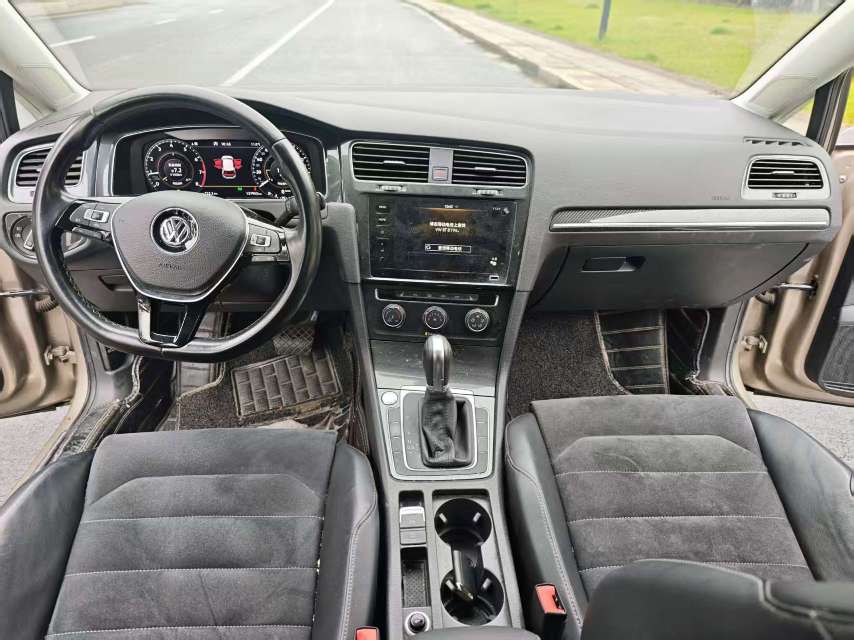 Volkswagen Golf 2020 #6 Volkswagen Golf 2020 car image #6