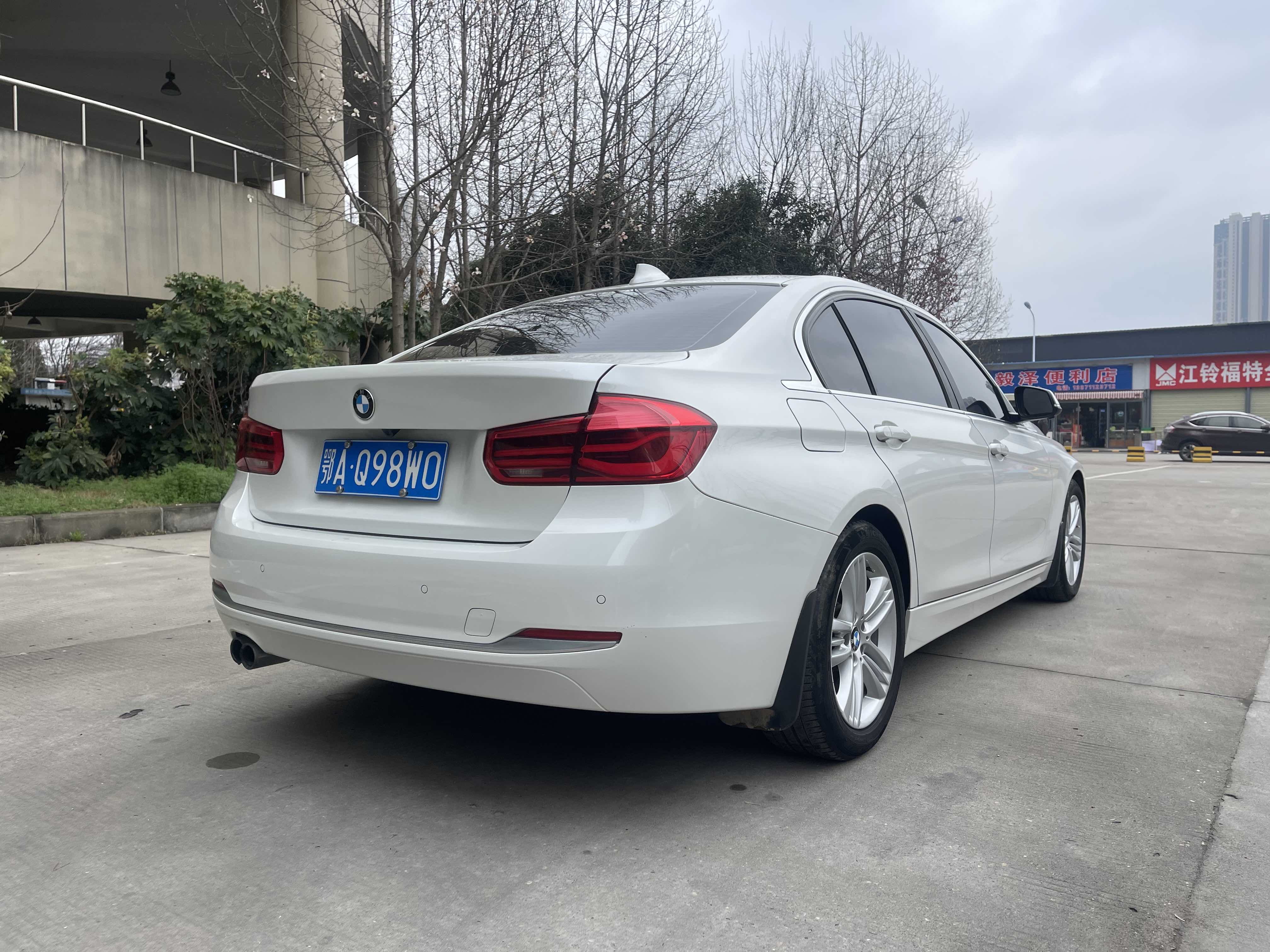 BMW 3 Series 2017 #9 BMW 3 Series 2017 car image #9