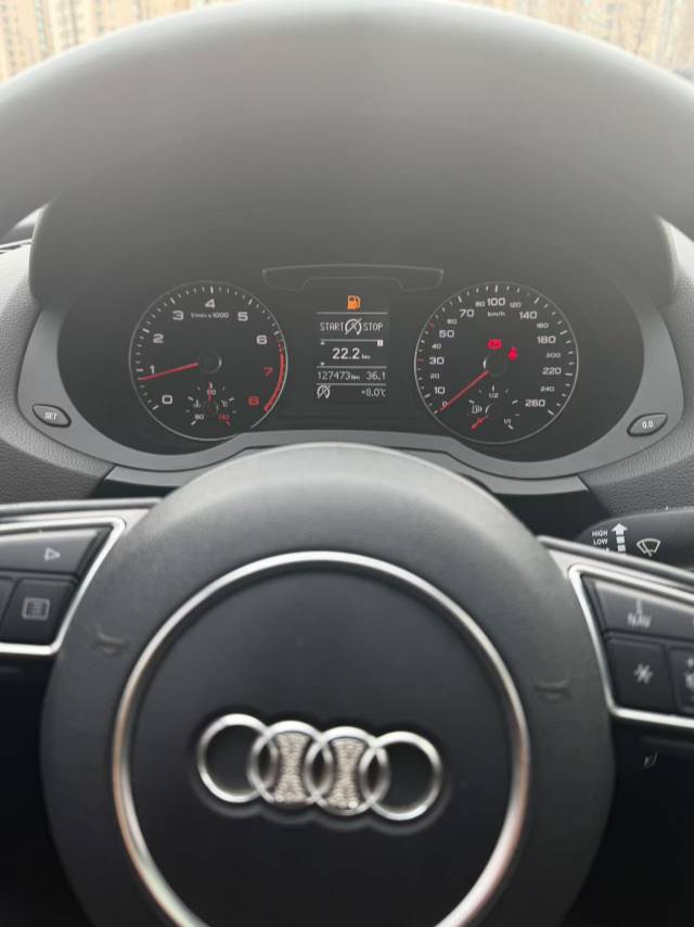 Audi Q3 2017 car image #7