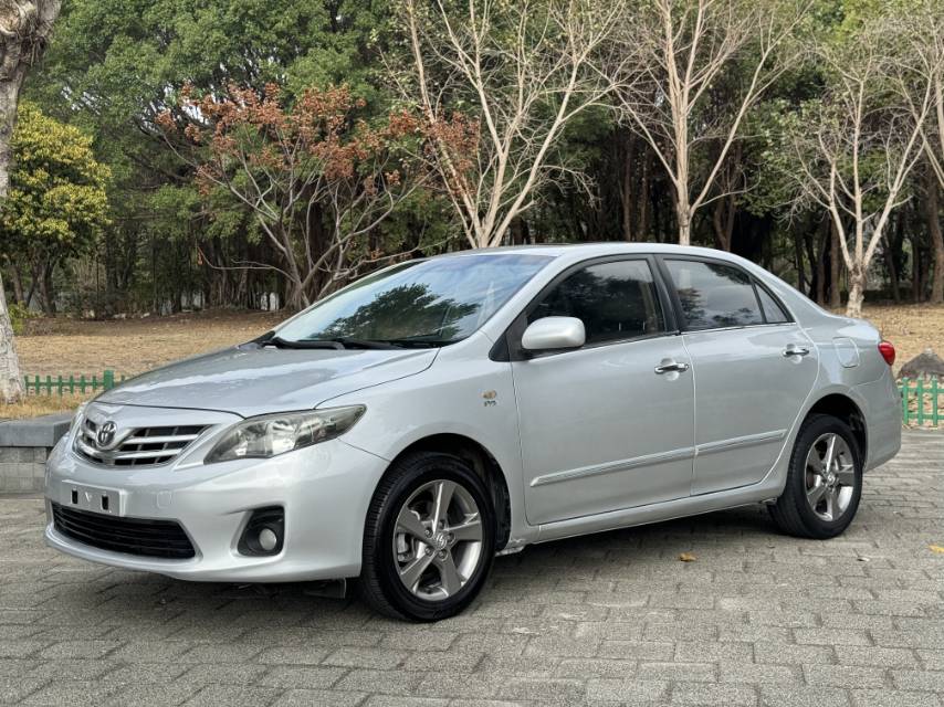 Toyota Corolla 2013 #2 Toyota Corolla 2013 car image #2