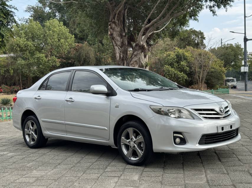 Toyota Corolla 2013 #5 Toyota Corolla 2013 car image #5