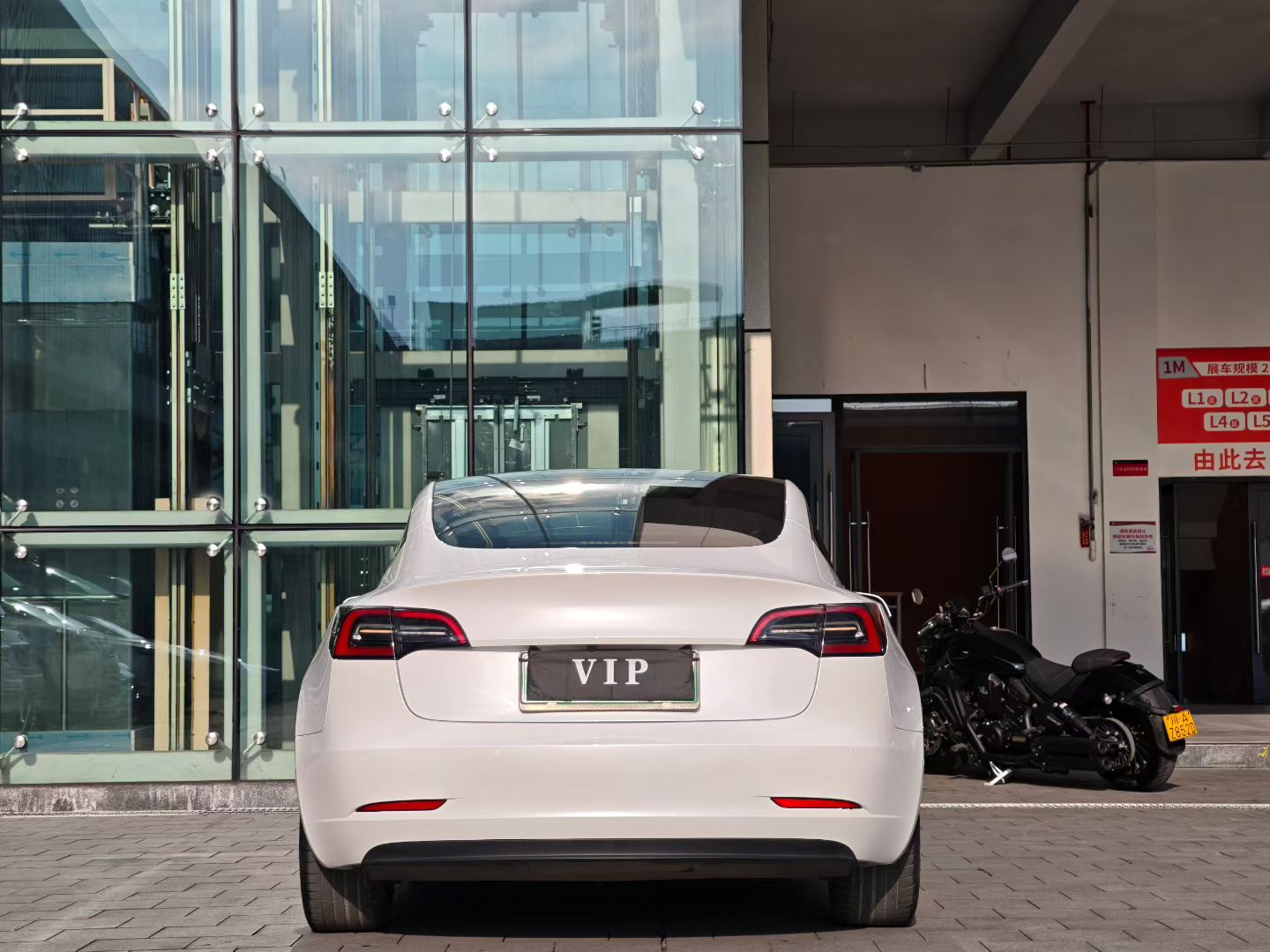 Tesla Model 3 2021 #10 Tesla Model 3 2021 car image #10
