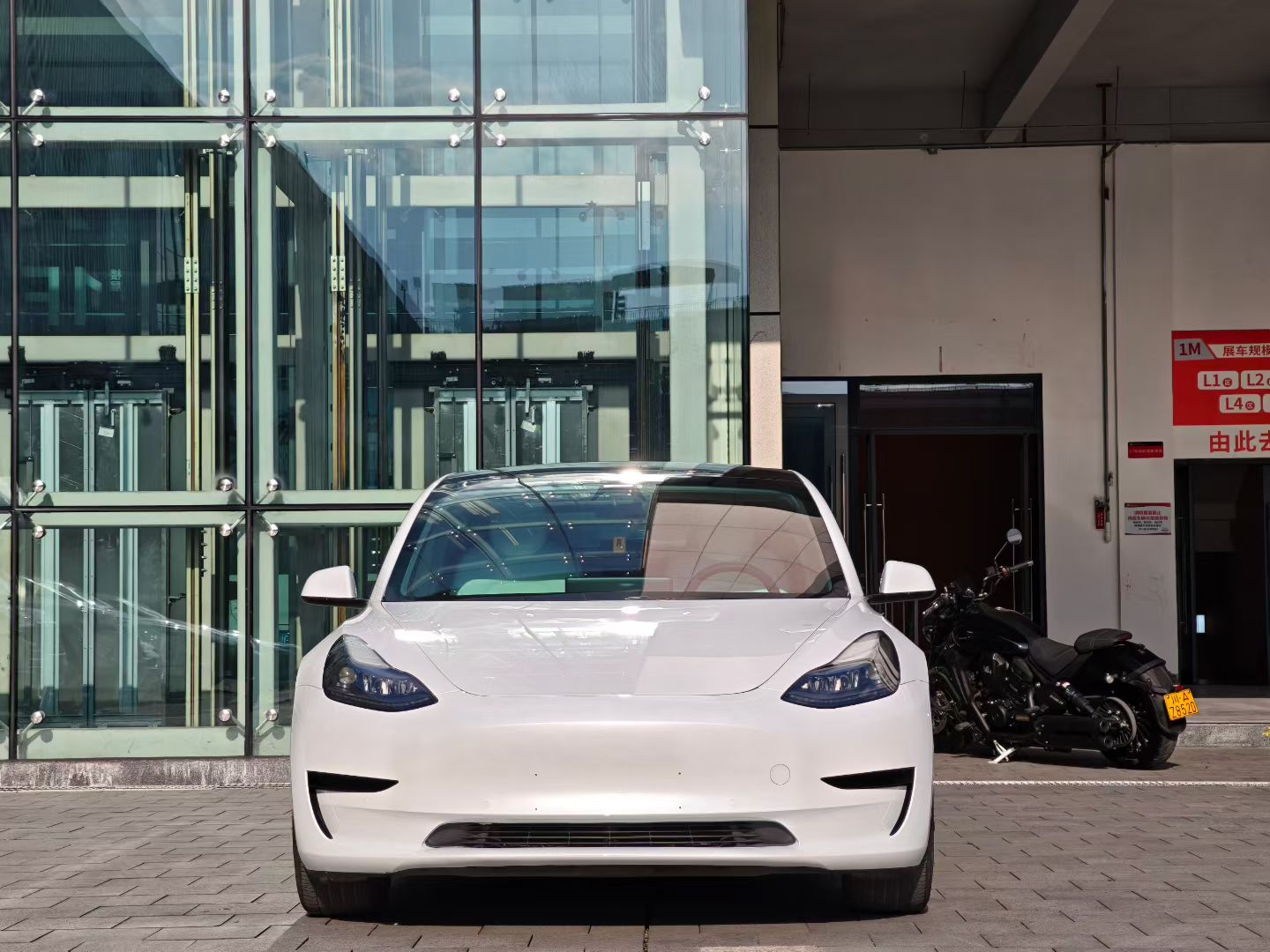 Tesla Model 3 2021 #4 Tesla Model 3 2021 car image #4