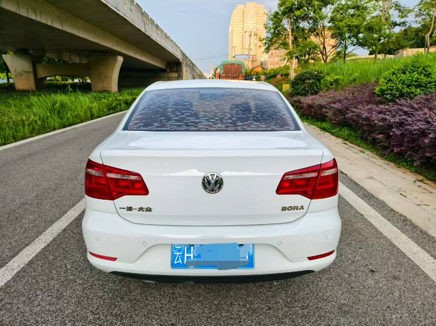 Volkswagen Bora 2015 #9 Volkswagen Bora 2015 car image #9