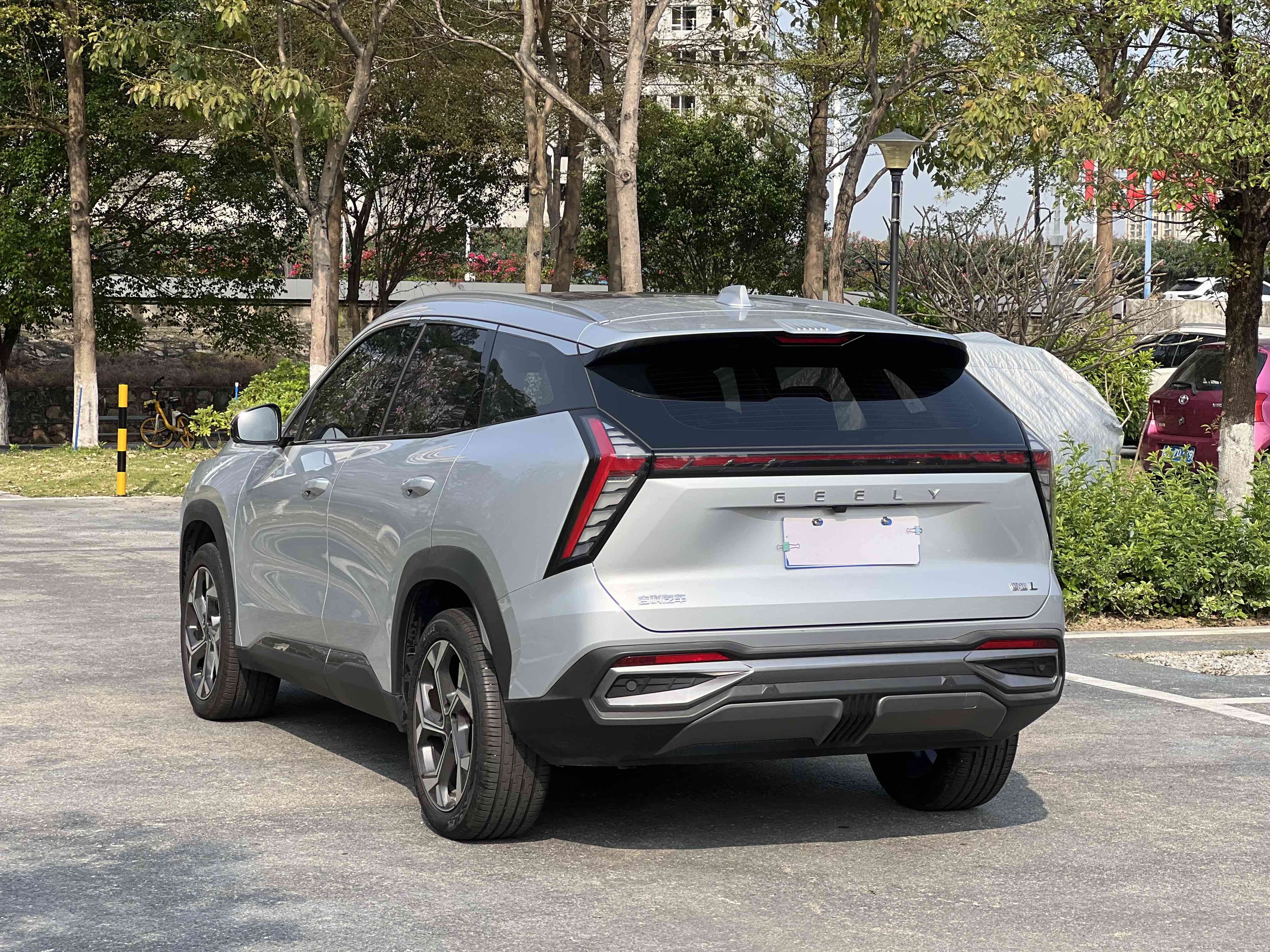 GEELY Boyue L 2023 car image #5