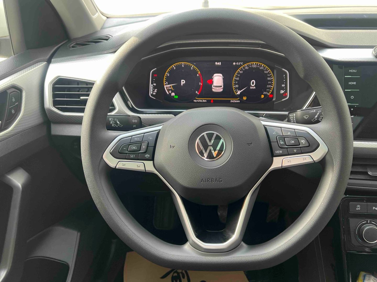 Volkswagen Tacqua 2023 car image #8