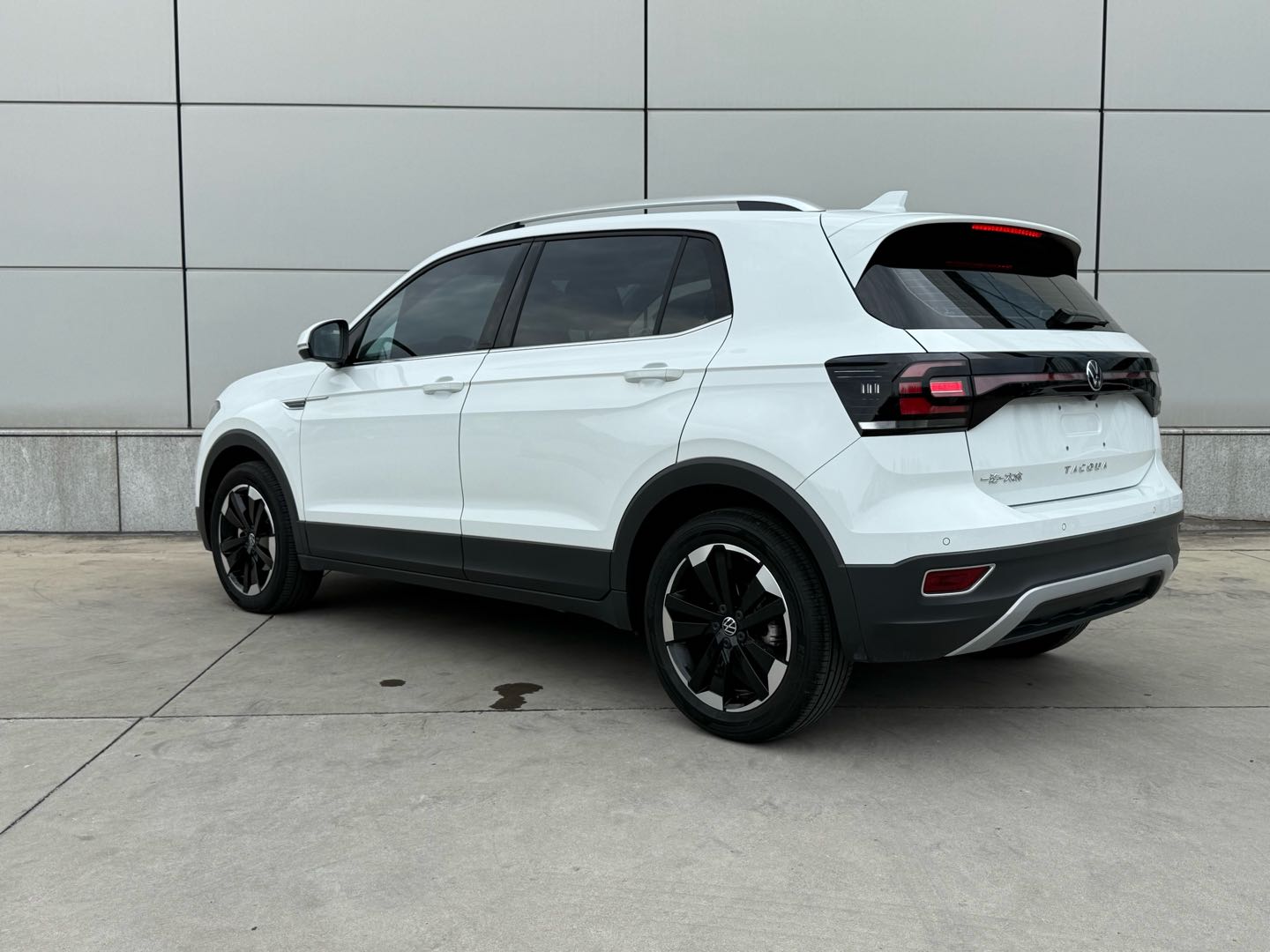 Volkswagen Tacqua 2023 car image #5