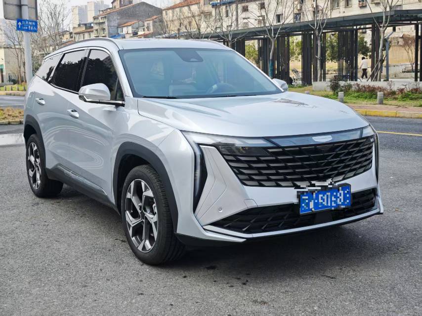 GEELY Boyue L 2025 car image #5