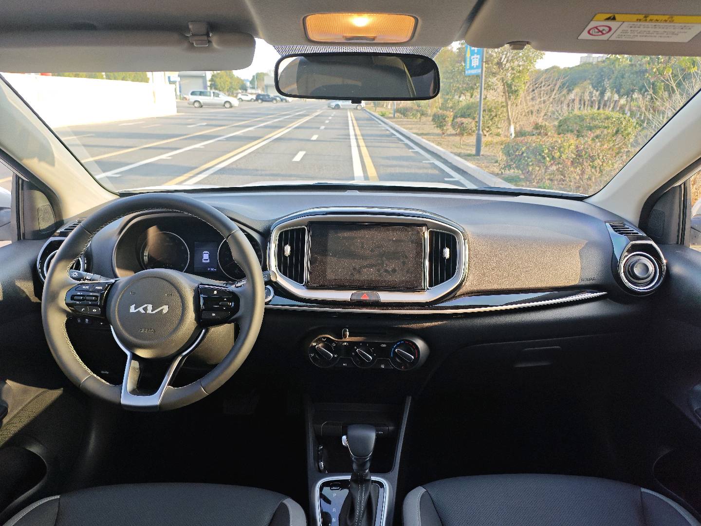 Kia KX1 2025 car image #7